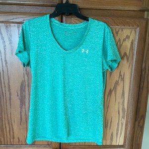 Women's green/white Under Armour t-shirt